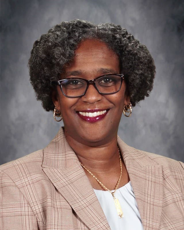 Deirdre-George-Davis Profile picture of board member George Davis